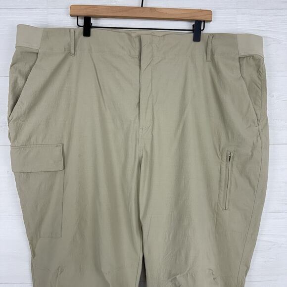 Athleta Trekkie Utility‎ Cargo Pants Plus Size 26 Beige Hiking Outdoor Gorpcore - Picture 3 of 16